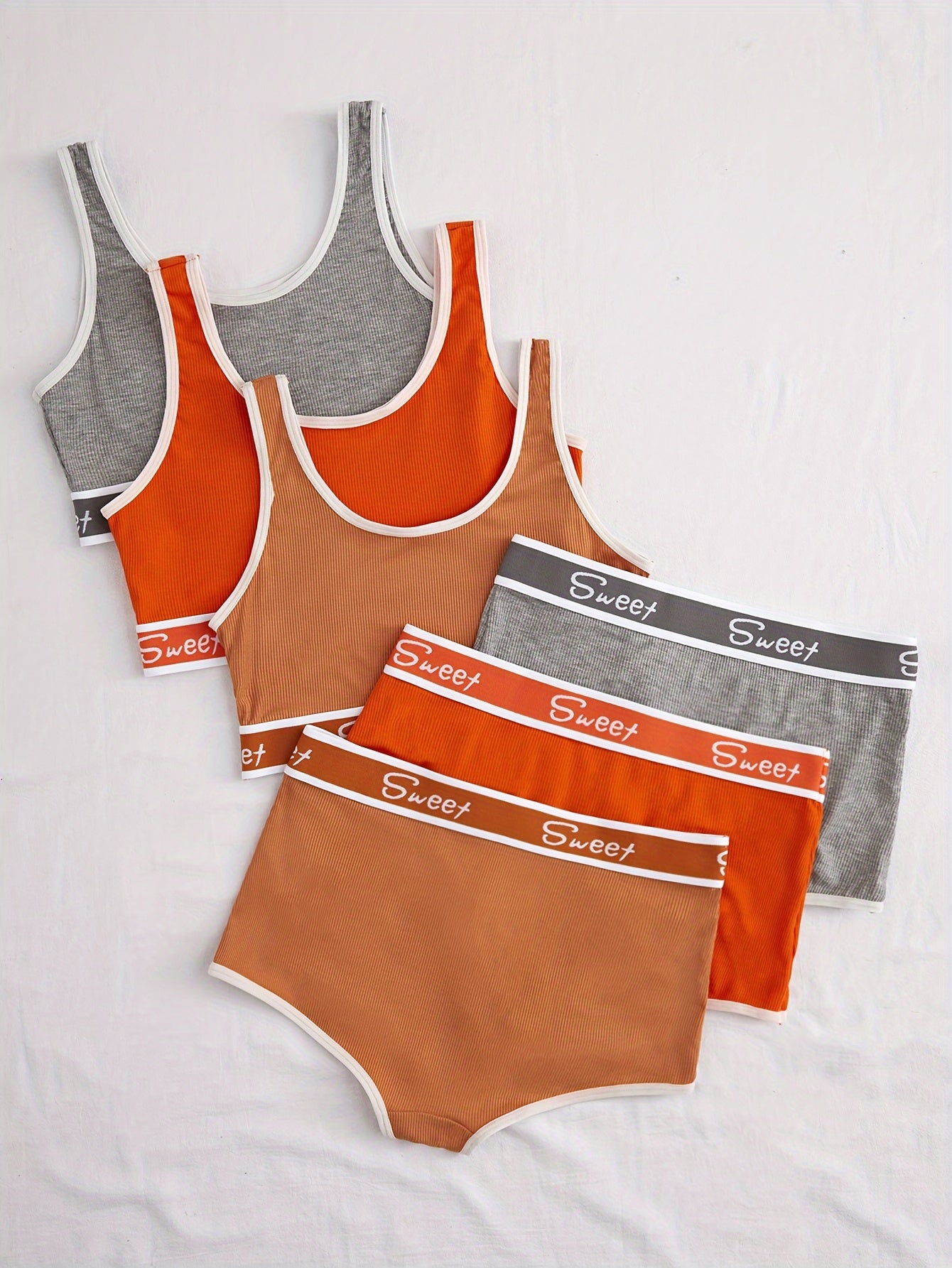 3 Set Sporty Letter Contrast Trim Bra & Shorts Panty