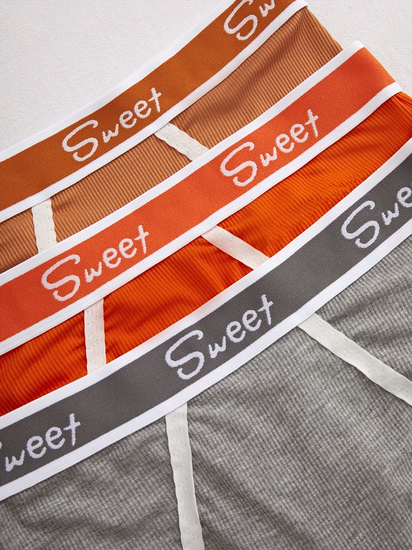 3 Set Sporty Letter Contrast Trim Bra & Shorts Panty