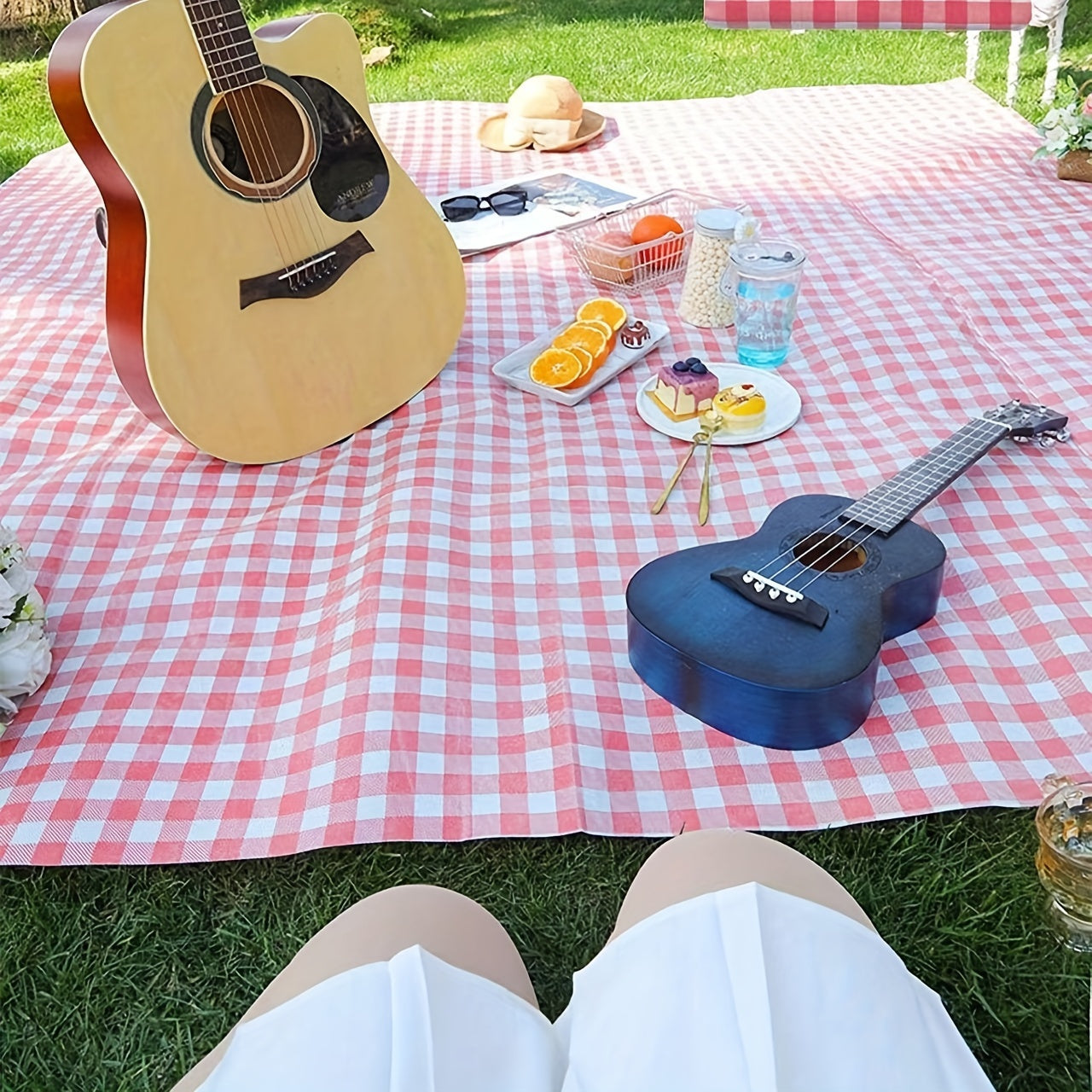 Outdoor Picnic Mat Camping Blanket 198.12cm x 149.86cm, 198.12cm x 198.12cm, 149.86cm x 99.06cm