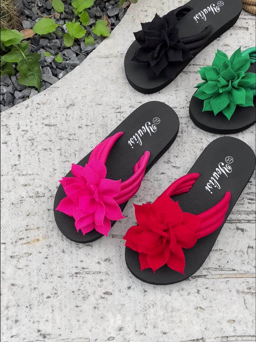 1pc Women'S Floral Embellished Flip-Flops