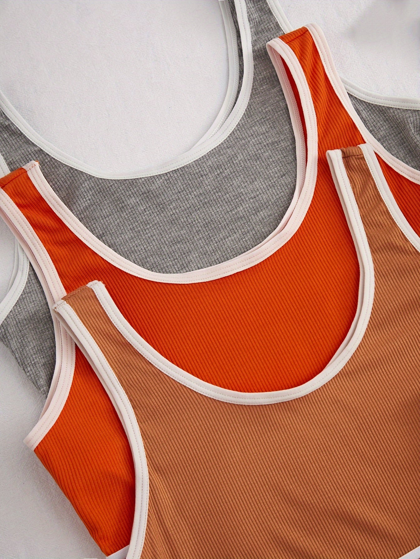 3 Set Sporty Letter Contrast Trim Bra & Shorts Panty