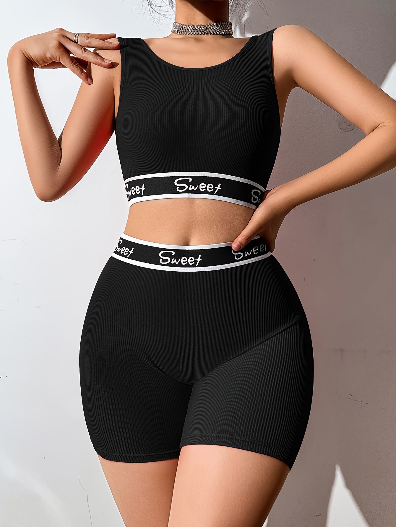 1-Set Chic Black & White Contrast Trim Dopamine Lingerie Set for Women