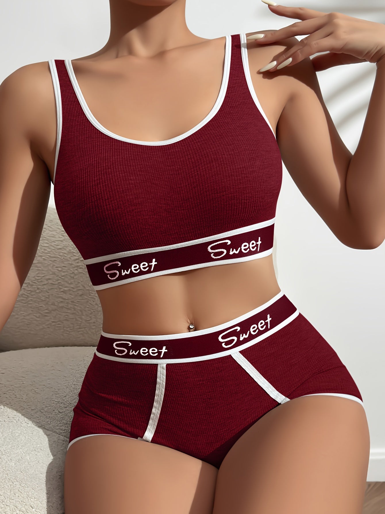 3 Set Sporty Letter Contrast Trim Bra & Shorts Panty