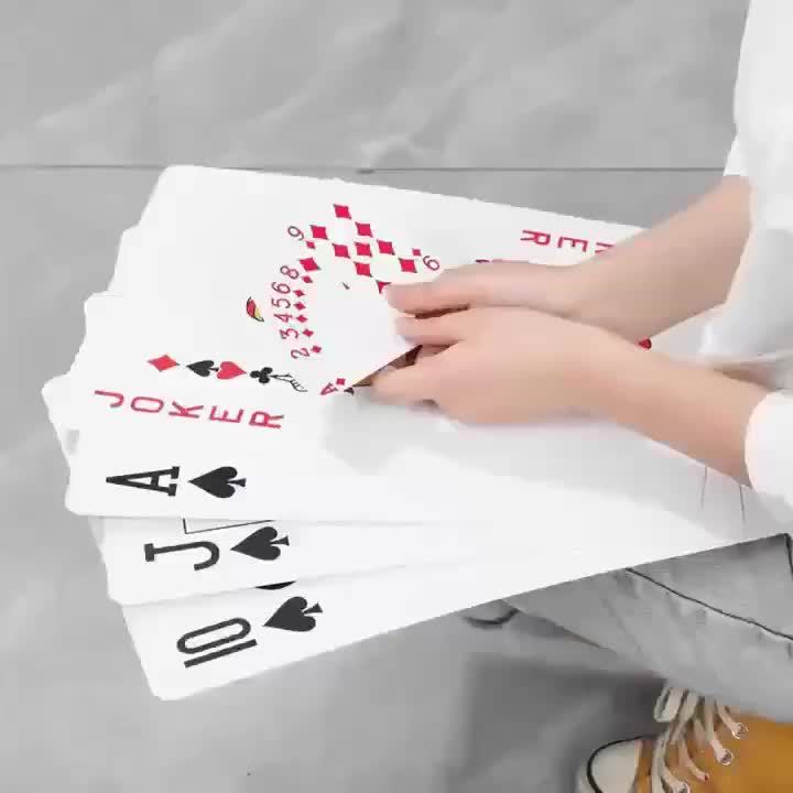 Giant Playing Cards, 4 Times Larger Than Normal