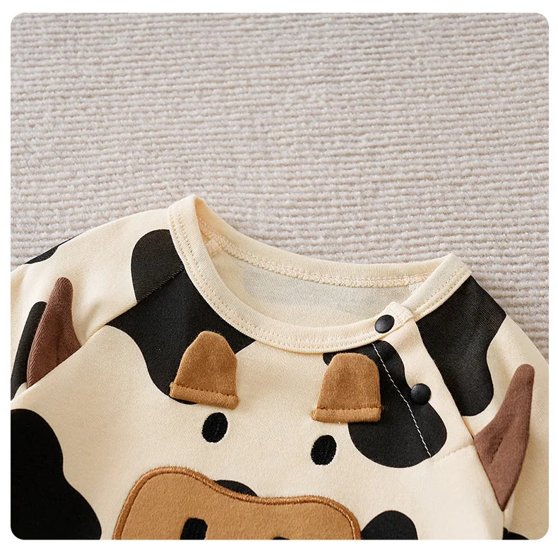 Baby Cow Clothing With Three-Dimensional Decoration