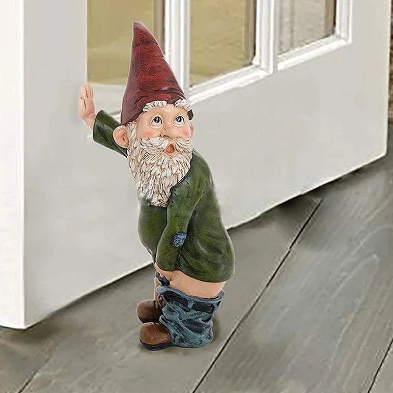 Creative Urinating Gnome Statue