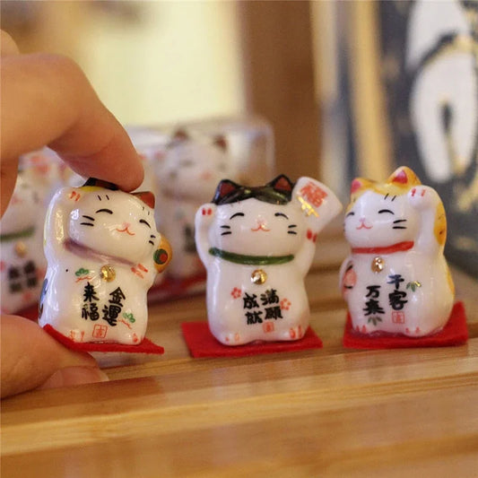 Pack of 3 Pieces Mini Ceramic Lucky Fortune Cat