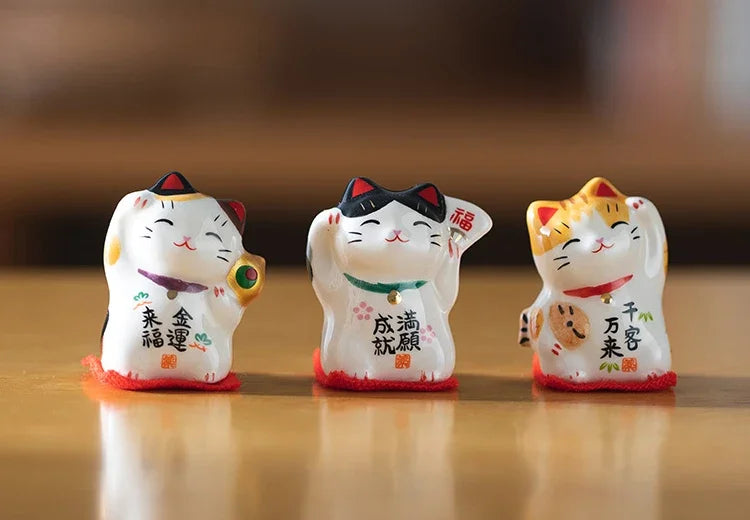 Pack of 3 Pieces Mini Ceramic Lucky Fortune Cat