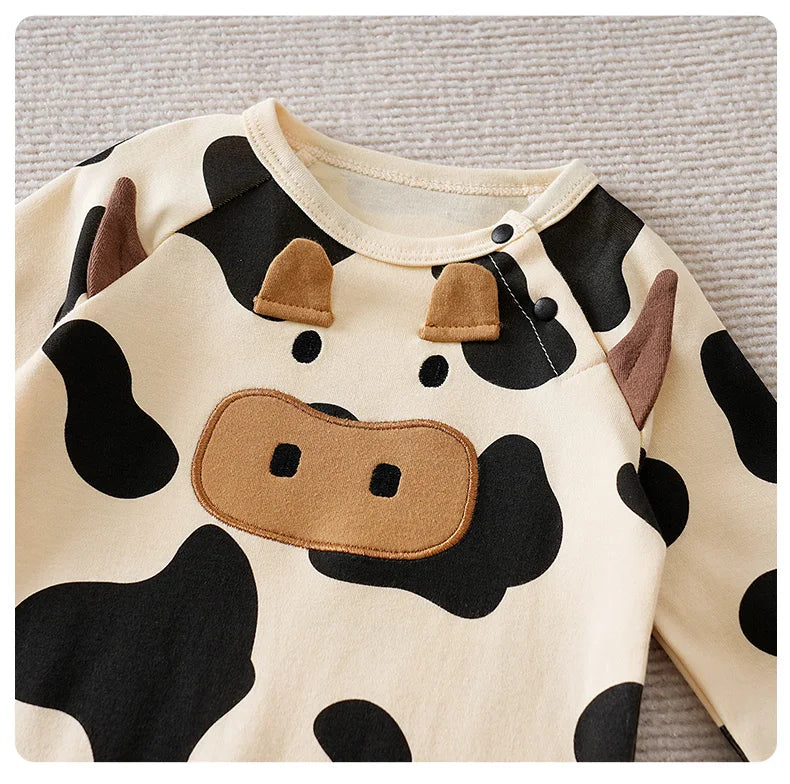 Baby Cow Clothing With Three-Dimensional Decoration