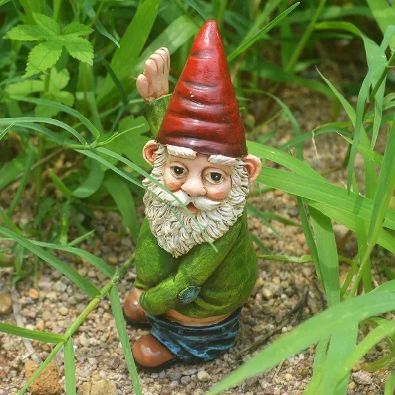 Creative Urinating Gnome Statue