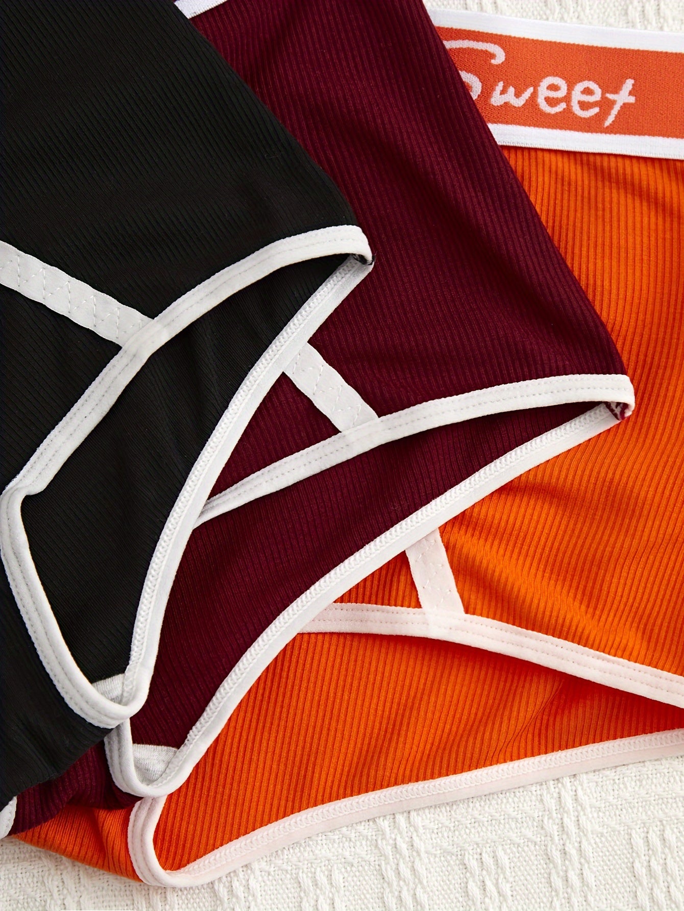 3 Set Sporty Letter Contrast Trim Bra & Shorts Panty